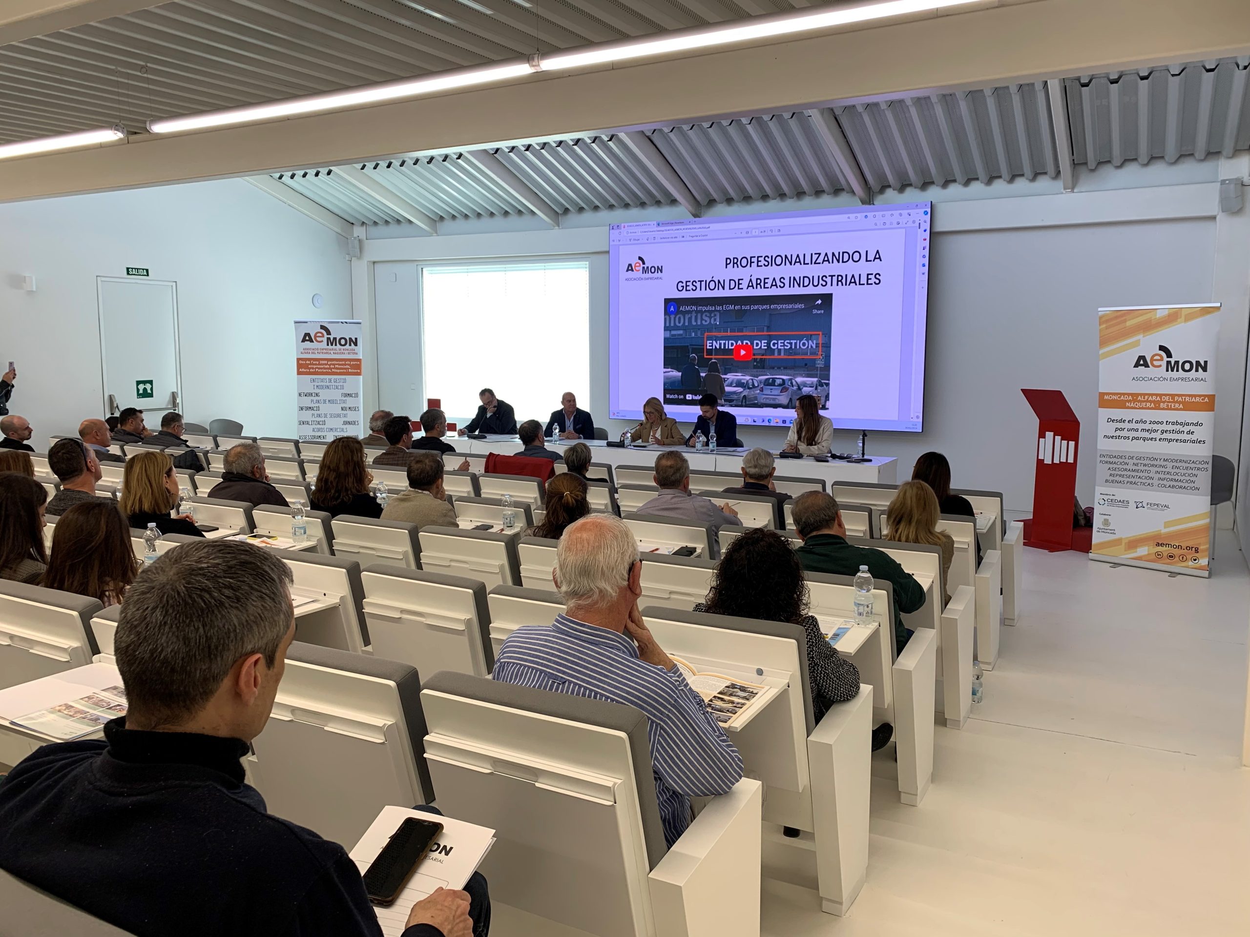 (Español) AEMON impulsa la constitución de la EGM L’Horta Vella de Bétera con una reunión de propietarios y empresas