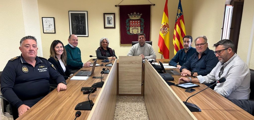 El Ayuntamiento de Alfara del Patriarca ha albergado una reunión con Aemon y la EGM del municipio para analizar el futuro PEAI y PMU